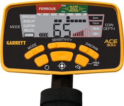 Garrett 300i Metal Detector sold by Ok John Metal Detectors